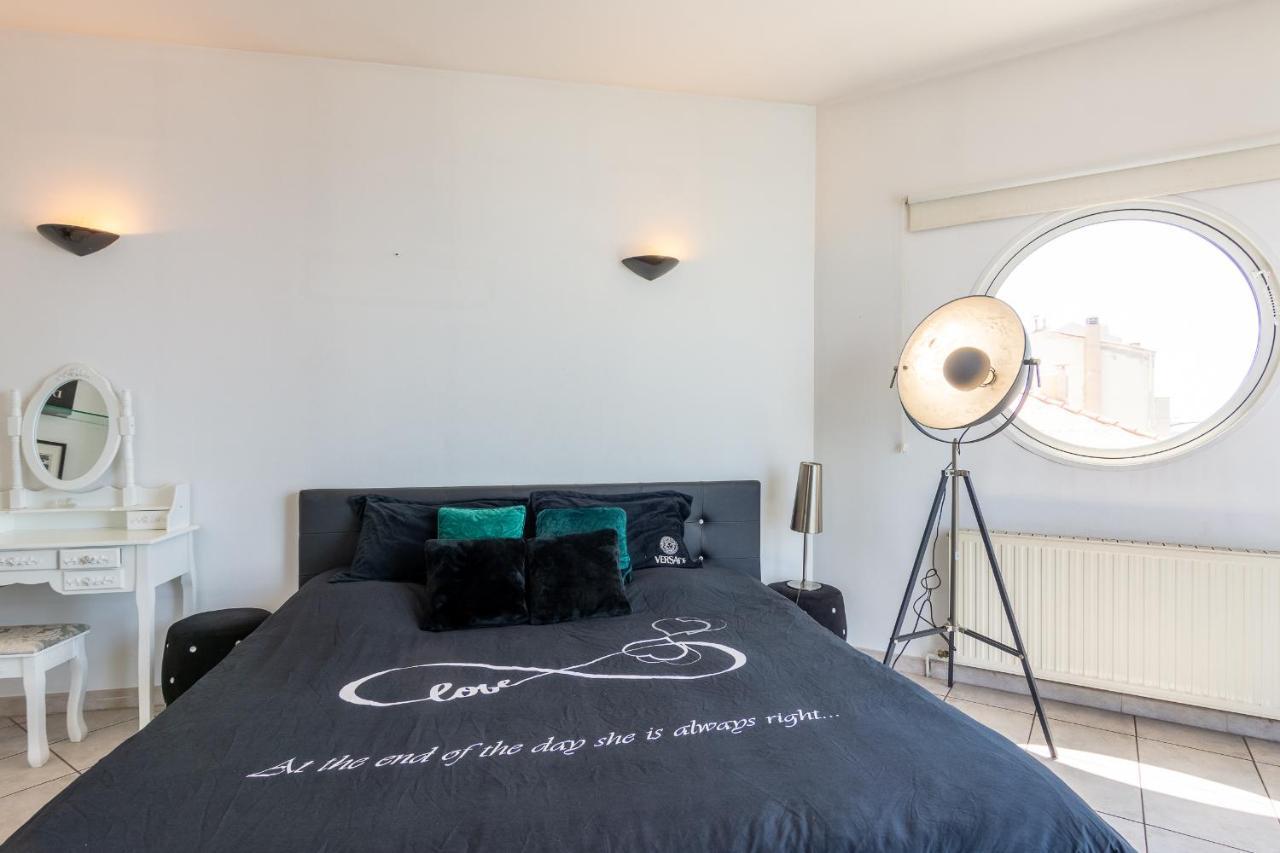 Grand Large Sur La Corniche Marseille Par Conciergerie By Sam Apartment Exterior photo